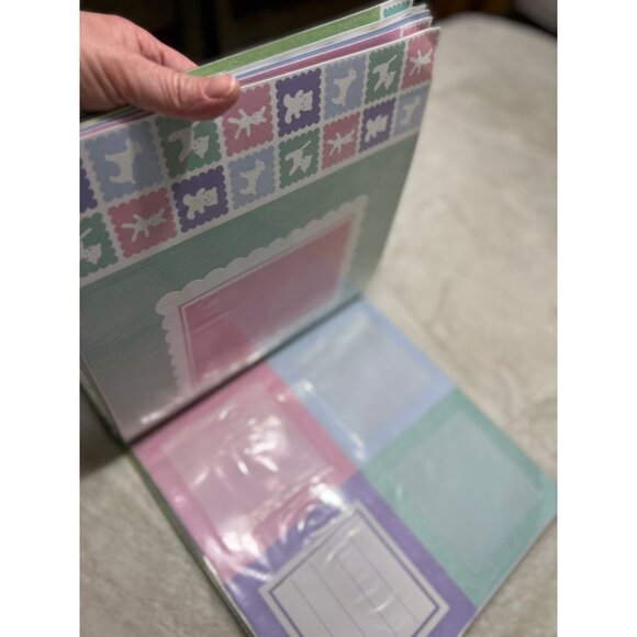 Colorbok Creative Impulse Baby Pre-Designed 12x12 Album With 20 Embellished Page - Picture 7 of 14